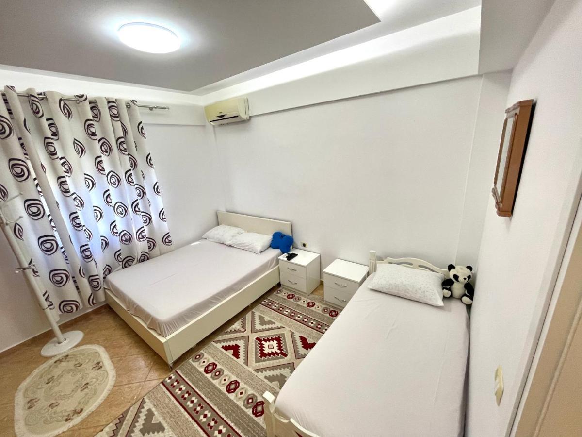 Luigi S Fairyview Apartment ซารานเดอ ภายนอก รูปภาพ