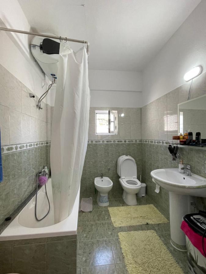 Luigi S Fairyview Apartment ซารานเดอ ภายนอก รูปภาพ